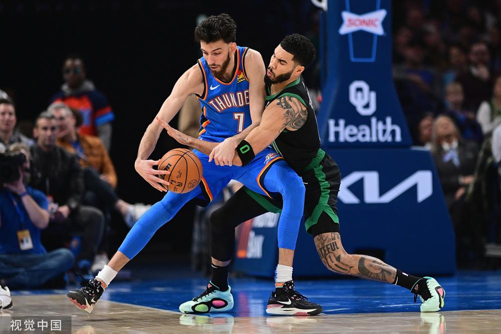 两人相谈甚 两人相谈甚